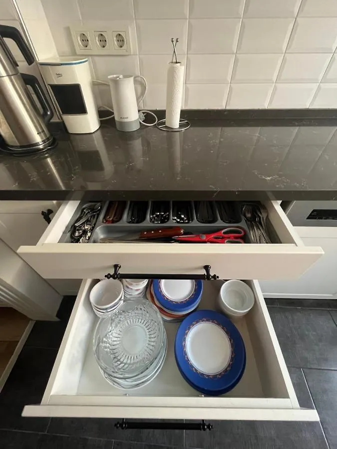 Centrally Located, 2+1 House In Taksim, Cihangir Apartment Istanbul