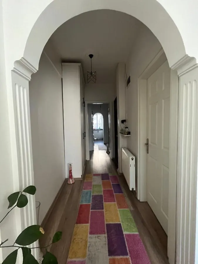 Centrally Located, 2+1 House In Taksim, Cihangir Apartment Istanbul