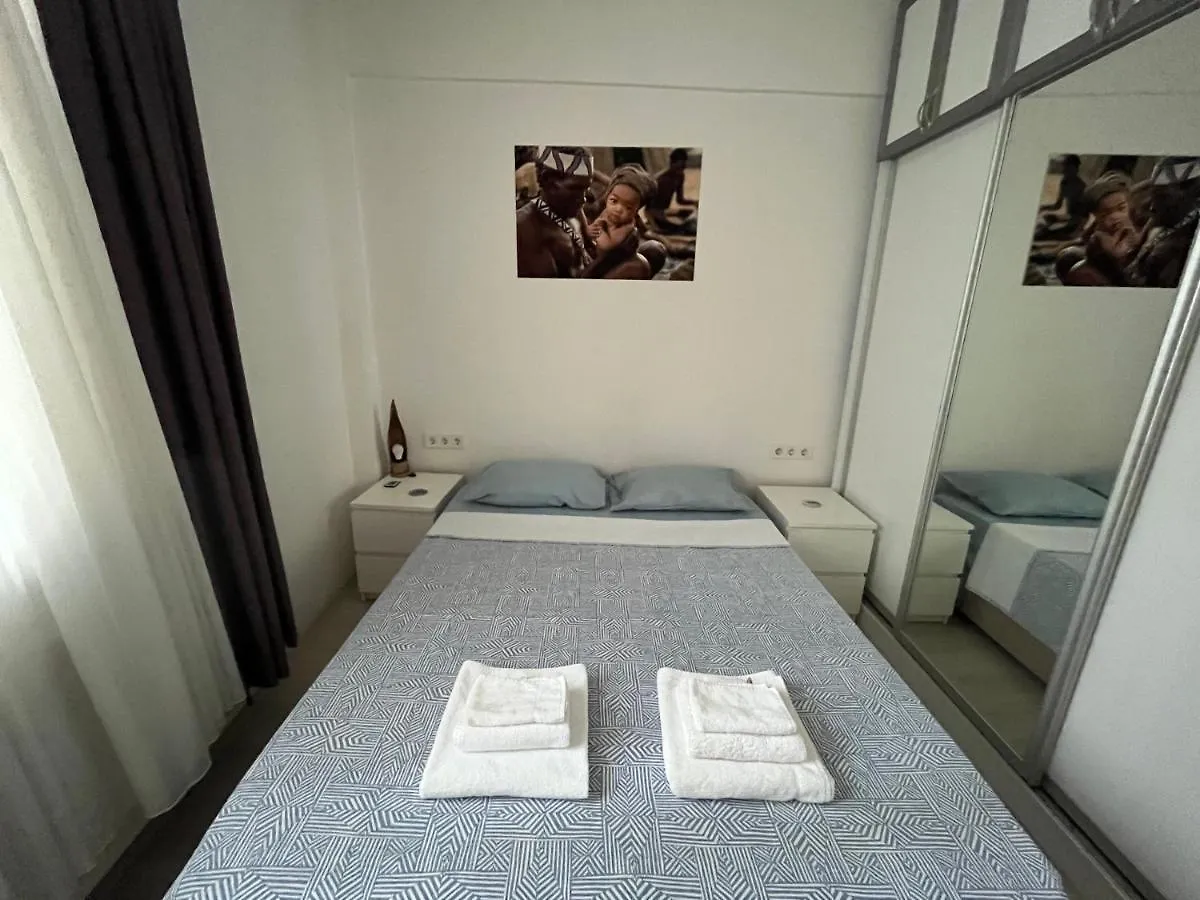 Centrally Located, 2+1 House In Taksim, Cihangir Apartment Istanbul